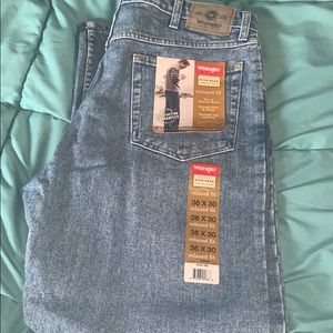 BRAND NEW Wrangler Men’s Jeans